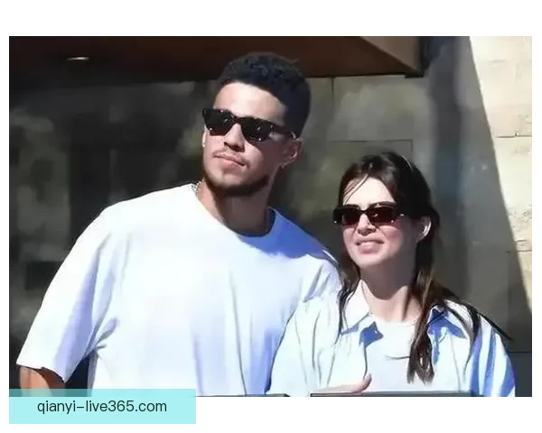 肯豆回关布克社媒互动再引关注 两人1月暧昧暗示复合可能性